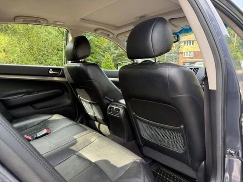 Used 2012 INFINITI G37 x w/ Premium Pkg image 25