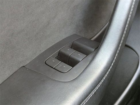 Used 2023 Tesla Model 3 Performance image 25