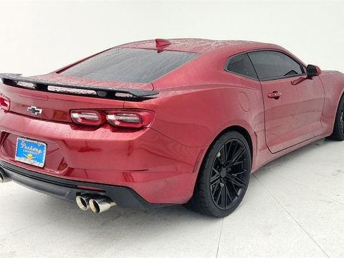Used 2021 Chevrolet Camaro LT image 6
