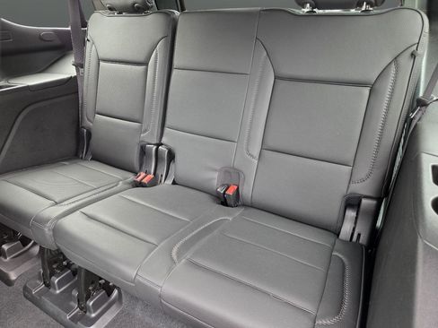Used 2021 GMC Yukon Denali w/ Denali Ultimate Package AWD/4WD image 17