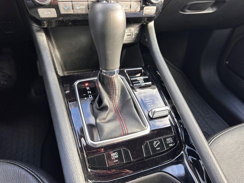 Used 2024 Jeep Compass Trailhawk image 24