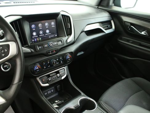 Used 2023 GMC Terrain SLE w/ Driver Convenience Package AWD/4WD image 20