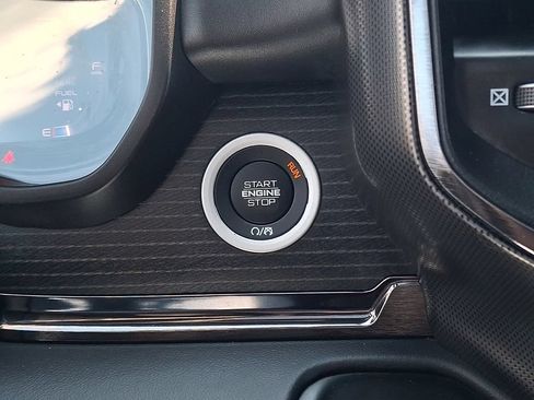 Used 2023 RAM 1500 Limited AWD/4WD image 23