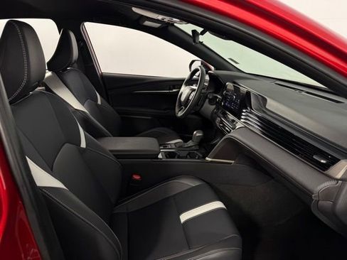 Used 2025 Toyota Camry SE image 15