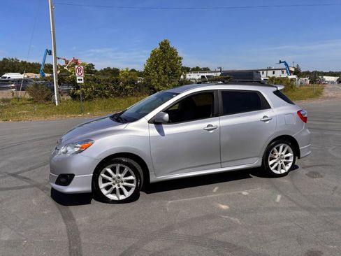 Used 2009 Toyota Matrix XRS FWD image 9
