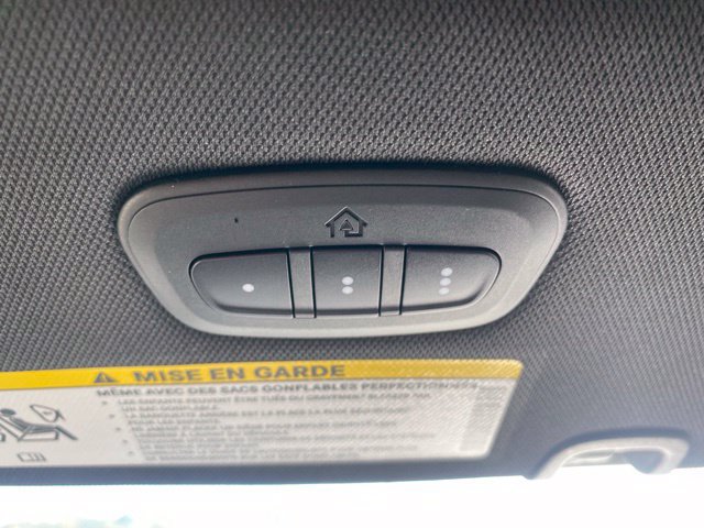 Used 2026 Chrysler Pacifica Limited w/ S Appearance Package FWD image 19