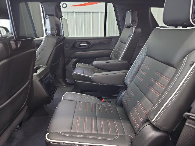 Used 2026 GMC Yukon AT4 Ultimate w/ LPO, Floor Liner Package AWD/4WD image 24