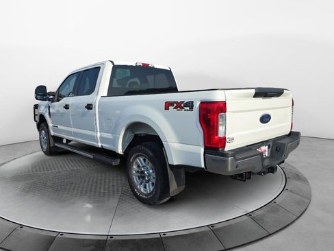 Used 2019 Ford F250 XLT w/ XLT Value Package AWD/4WD image 7
