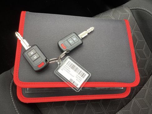 Used 2025 Mitsubishi Outlander Sport ES AWD/4WD image 21