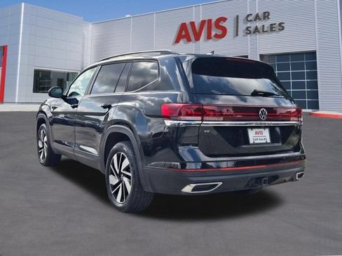 Used 2025 Volkswagen Atlas SE FWD image 10