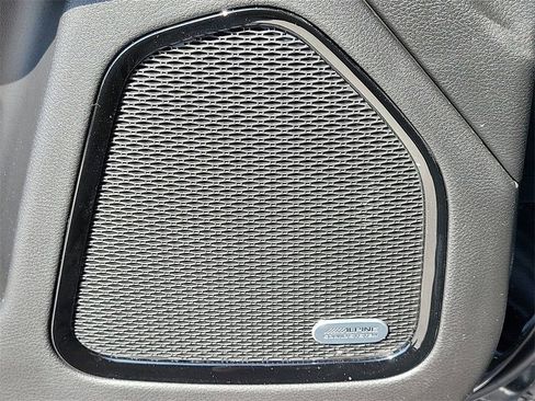 New 2026 Jeep Compass Latitude w/ Sun and Sound Group image 13