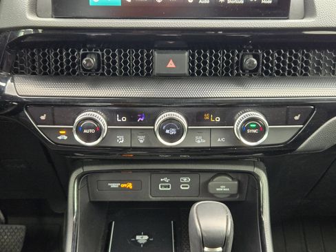 Used 2025 Honda CR-V Sport Touring image 18