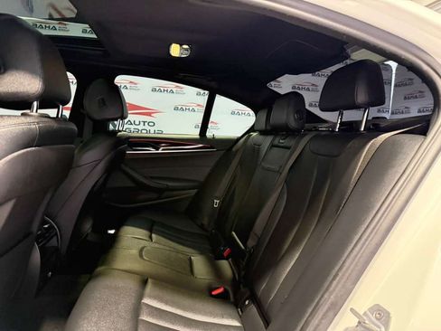 Used 2019 BMW 530i RWD image 39