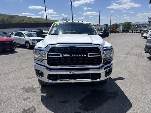 Used 2023 RAM 2500 Big Horn w/ Level 1 Equipment Group AWD/4WD image 9