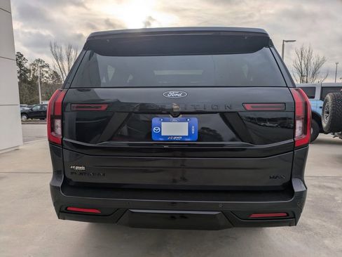 New 2026 Ford Expedition Max Platinum image 5