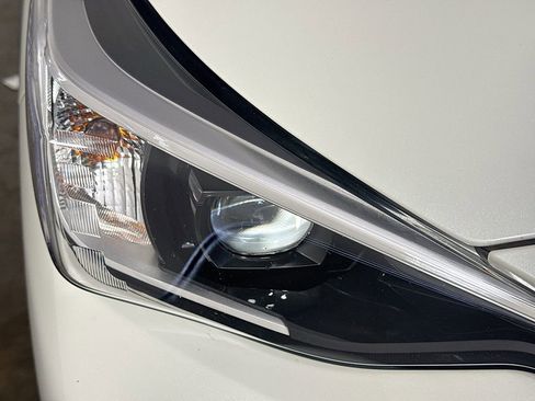 Used 2024 Subaru Crosstrek 2.0i Premium w/ Popular Package #4 image 35