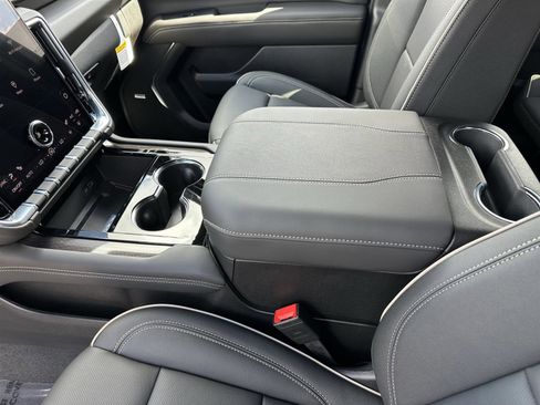 New 2026 GMC Yukon XL Elevation RWD image 23