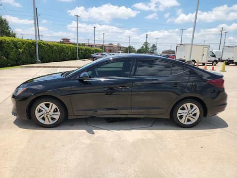Used 2020 Hyundai Elantra SEL w/ Cargo Package (C1) FWD image 8