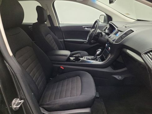 Used 2018 Ford Edge SEL image 21