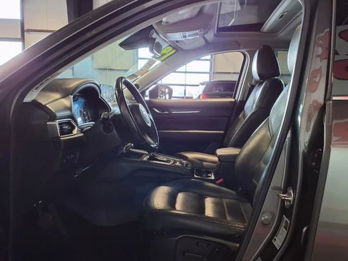 Used 2019 MAZDA CX-5 Grand Touring w/ GT Premium Package AWD/4WD image 16