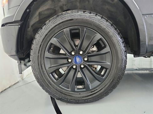 Used 2019 Ford F150 Lariat w/ Equipment Group 502A Luxury image 38