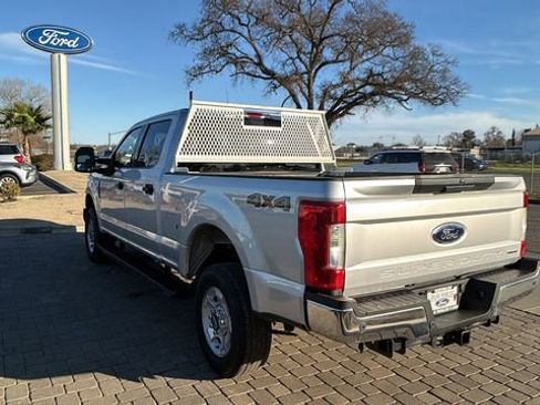 Used 2019 Ford F250 XLT w/ XLT Value Package AWD/4WD image 5