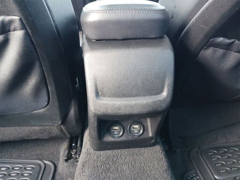 Used 2023 Kia K5 GT-Line image 23