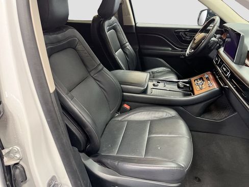 Used 2024 Lincoln Aviator Reserve AWD/4WD image 31
