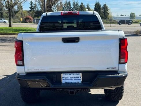 New 2026 Chevrolet Colorado ZR2 w/ Technology Package AWD/4WD image 6
