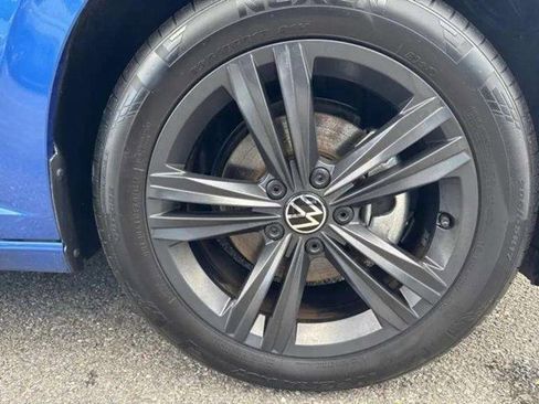 Used 2024 Volkswagen Jetta SE w/ Panoramic Sunroof Package image 20