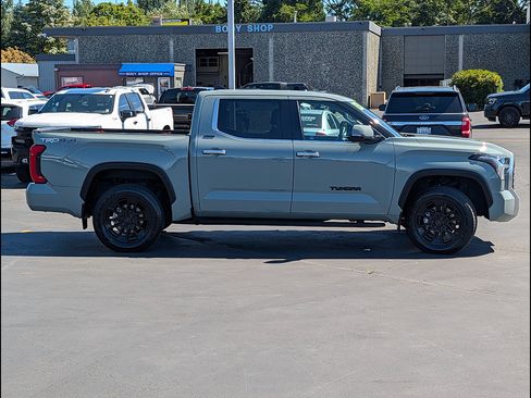 Used 2023 Toyota Tundra Limited w/ TRD Off-Road Package AWD/4WD image 5