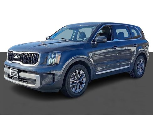 Used 2023 Kia Telluride LX image 3