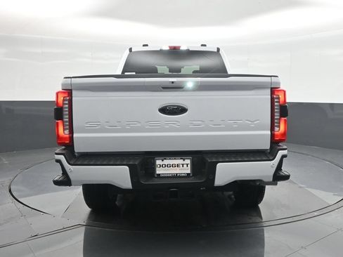 New 2026 Ford F250 Lariat w/ Black Appearance Package AWD/4WD image 17