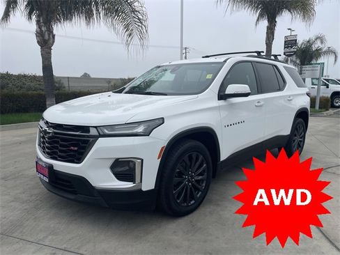 Used 2023 Chevrolet Traverse RS image 1