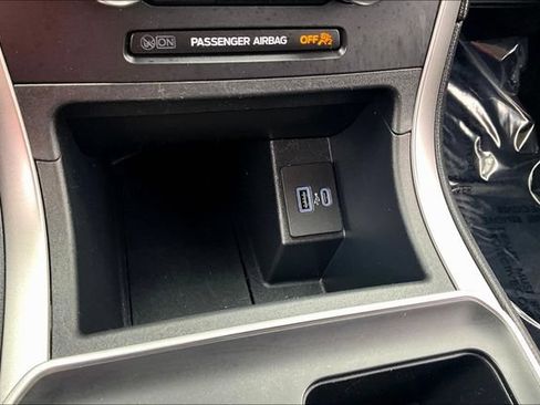 Used 2024 Ford Edge SE AWD/4WD image 15