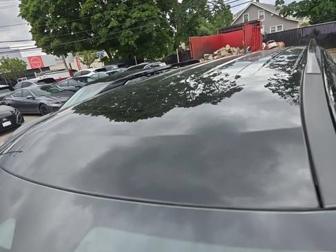 Used 2024 Nissan Pathfinder SL AWD/4WD image 13