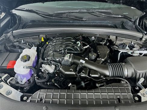 New 2025 Jeep Grand Cherokee Altitude image 17