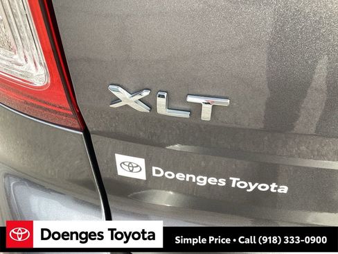 Used 2013 Ford Explorer XLT image 25