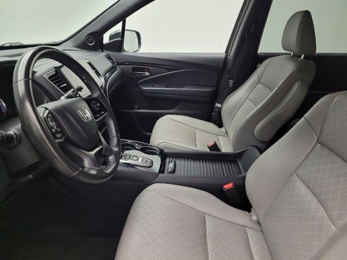 Used 2020 Honda Passport Touring image 17