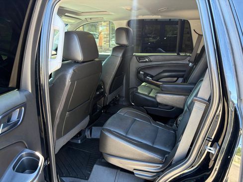Used 2019 Chevrolet Tahoe Premier w/ RST Edition AWD/4WD image 5