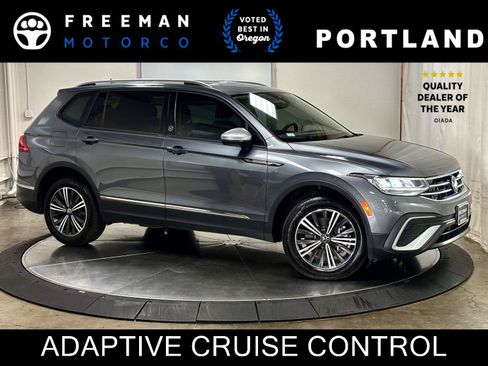 Used 2024 Volkswagen Tiguan Wolfsburg Edition AWD/4WD image 1