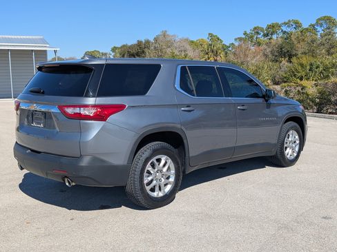 Used 2021 Chevrolet Traverse LS w/ LPO, Floor Liner Package image 5
