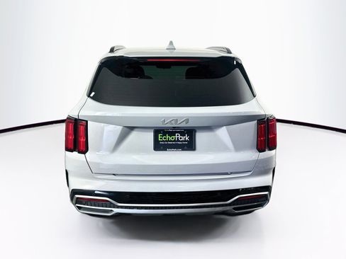 Used 2022 Kia Sorento SX FWD image 7
