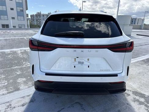 Certified 2024 Lexus NX 250 FWD w/ Premium Package image 24