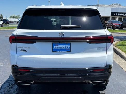 New 2026 Buick Enclave Sport Touring w/ Power Package FWD image 9