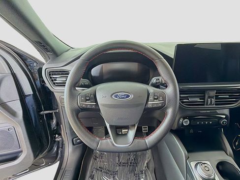 Used 2024 Ford Escape ST-Line w/ Tech Pack #1 AWD/4WD image 29