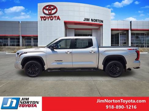 Used 2025 Toyota Tundra Limited w/ TRD Off-Road Package AWD/4WD image 5