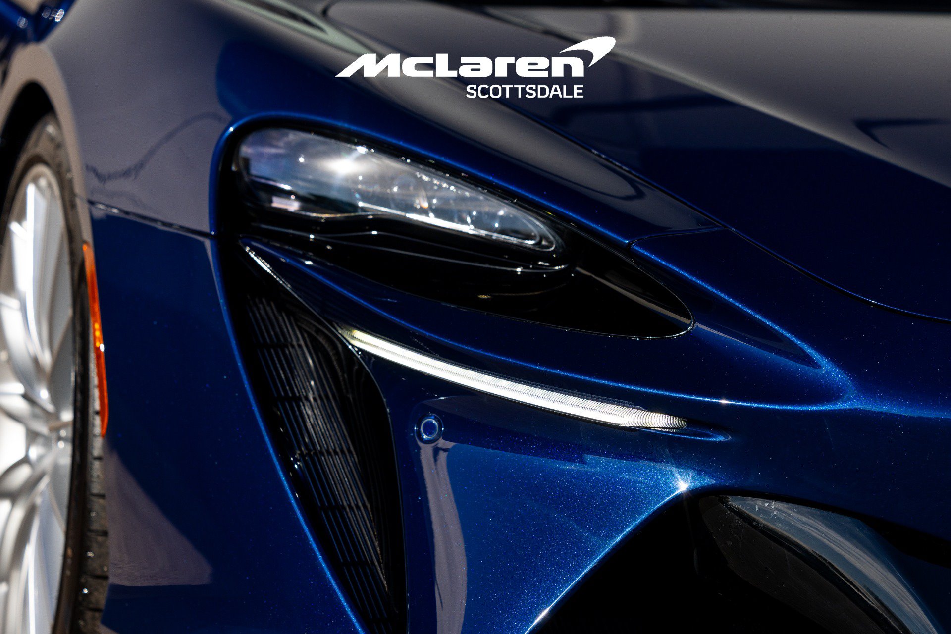 Used 2025 McLaren Artura Spider RWD image 43
