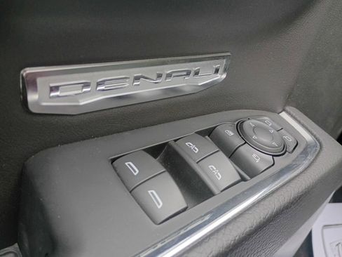 Used 2023 GMC Sierra 1500 Denali image 20
