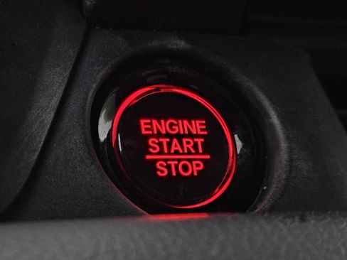 Certified 2023 Honda Pilot Touring image 21